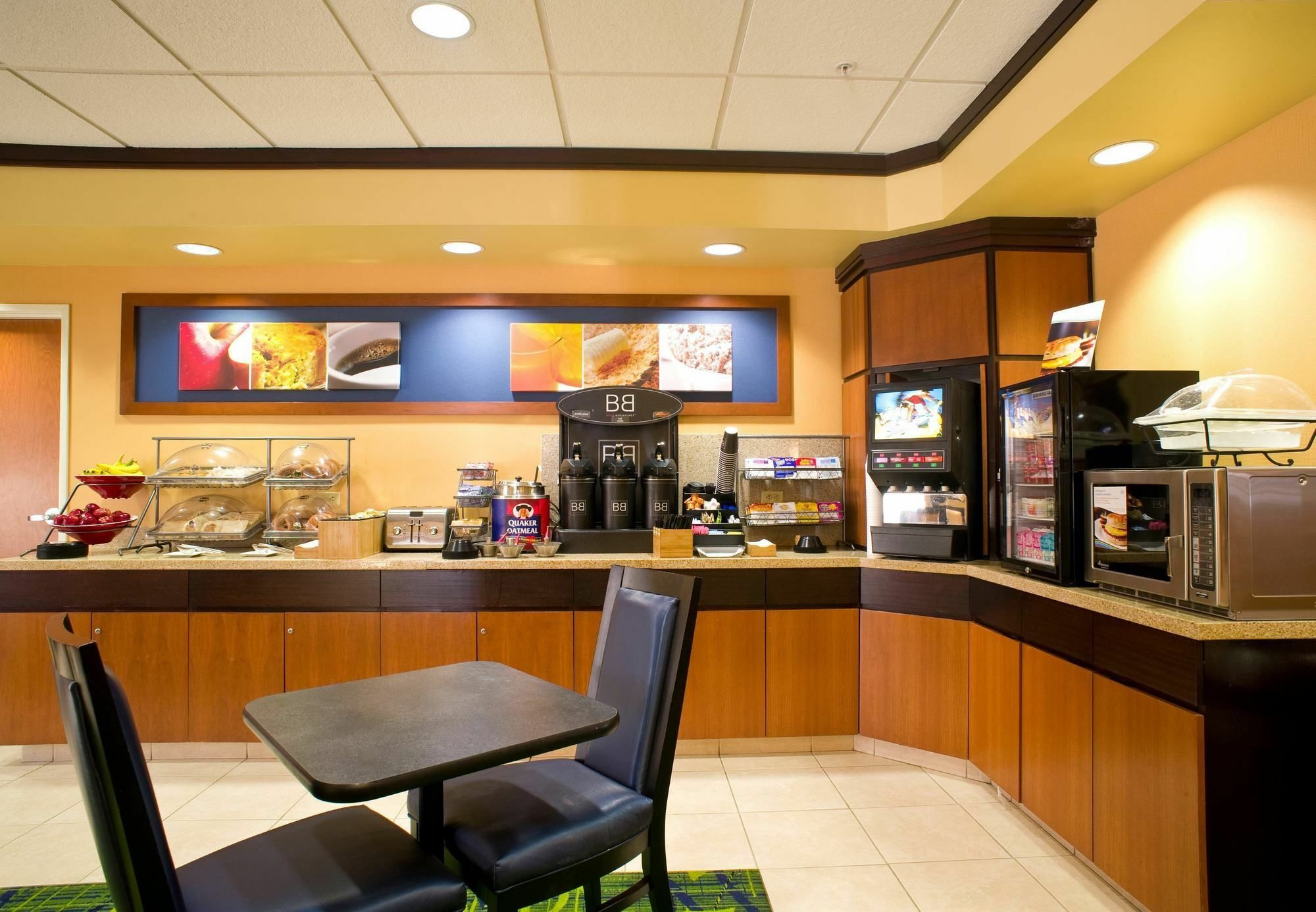 Fairfield Inn & Suites רוזוול מסעדה תמונה